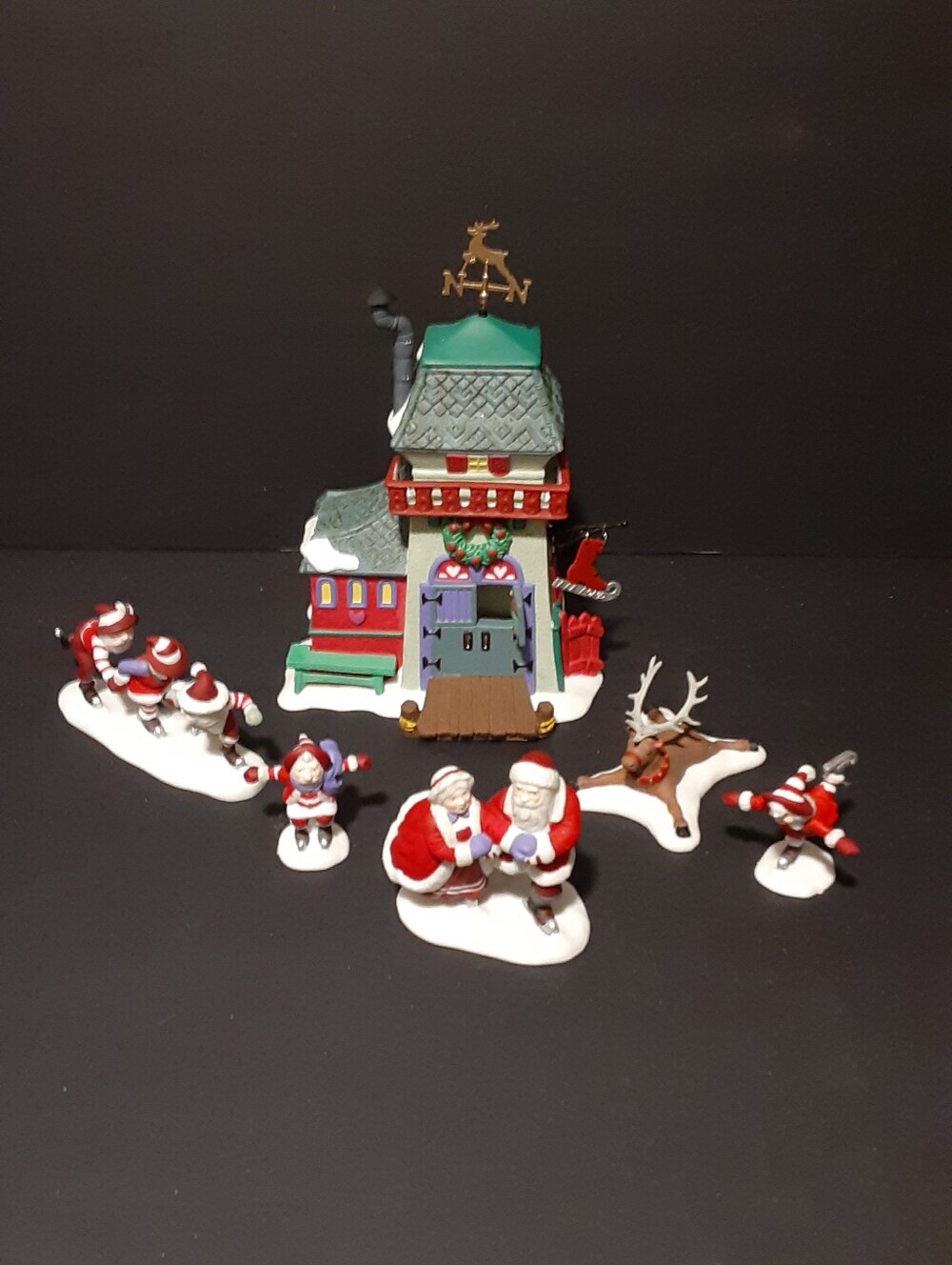 Department 56 "Peppermint Skating Party" 6 Pcs, #56363 Vintage Christmas Village